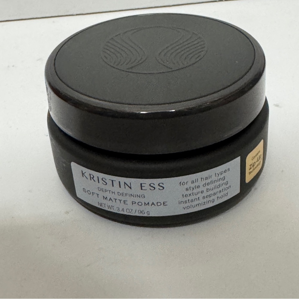 Kristin Ess Depth Defining Soft Matte Pomade, 3.4 Ounce